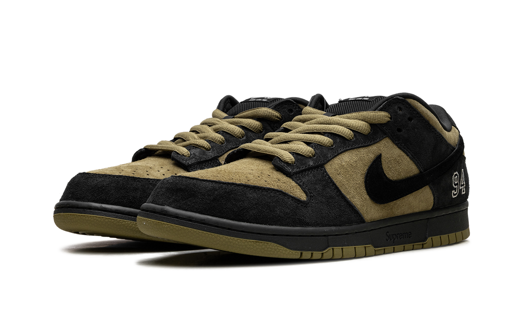 SB Dunk Low "Supreme - Camper Green" HQ8487 300
