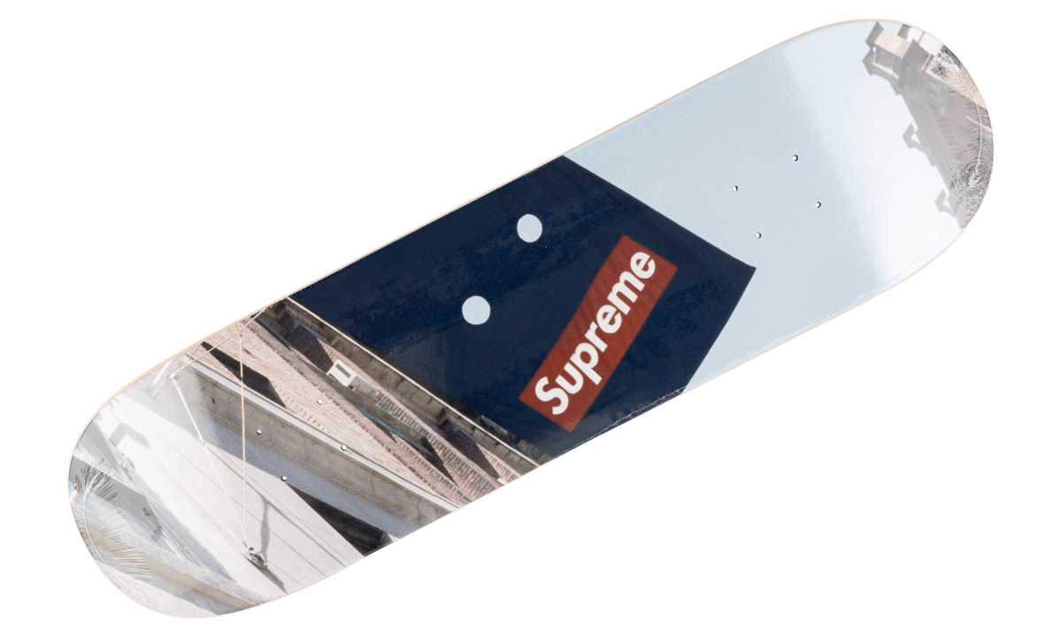 Banner Skateboard "FW19" SU7529