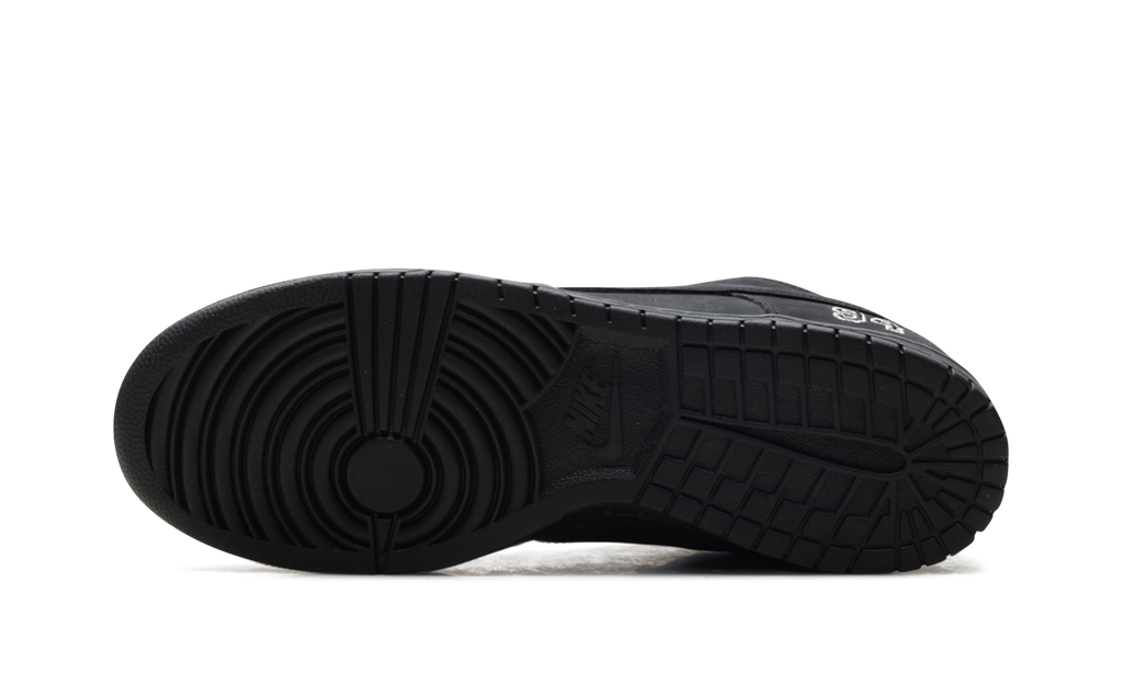 SB Dunk Low "Supreme - Black" HQ8487 001