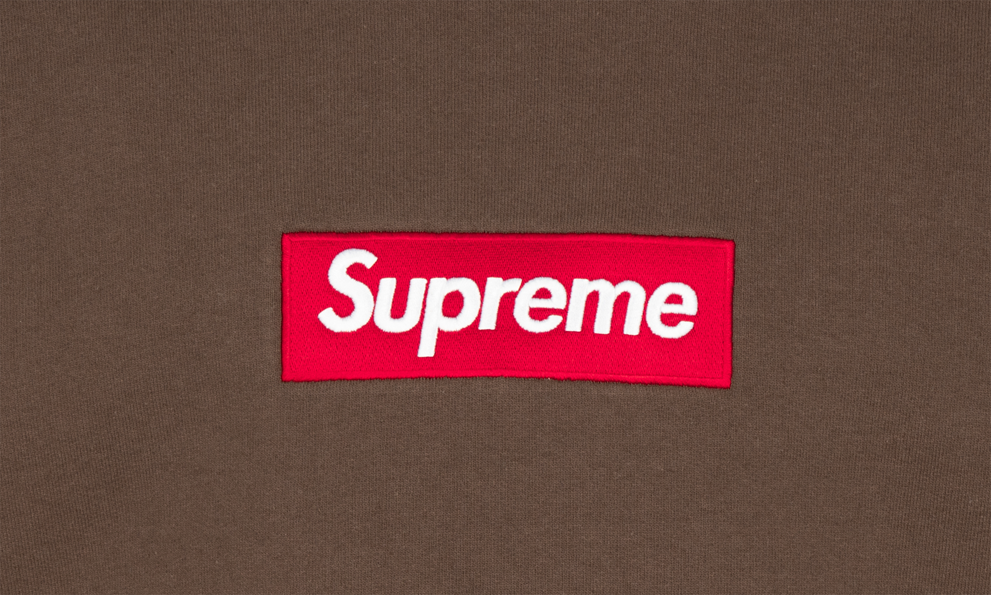 Box Logo Crewneck "FW22" SU12498