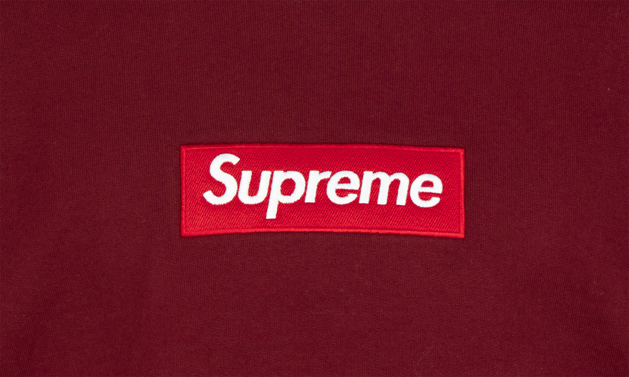 Box Logo Crewneck "FW22" SU12496