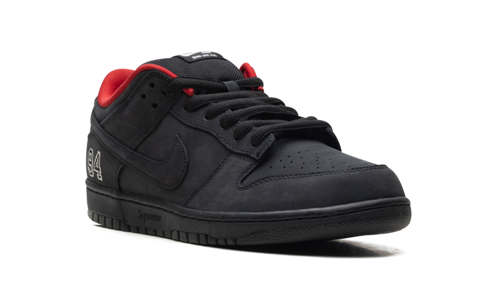 SB Dunk Low "Supreme - Black" HQ8487 001