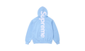 SATIN APPLIQUÉ HOODED SWEATSHIRT "FW24 - Light Blue" SU528